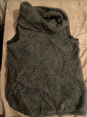 Autumn 🍂 MettlersGorgeous Cozy Sleeveless Cowl Neck Sweater - Dark Gray